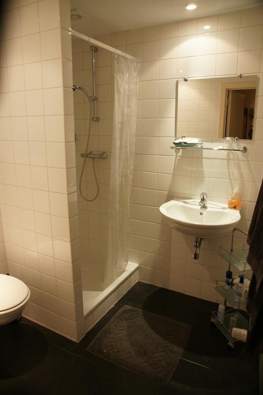 Appartement De Gouw Noordgouwe Habitación foto